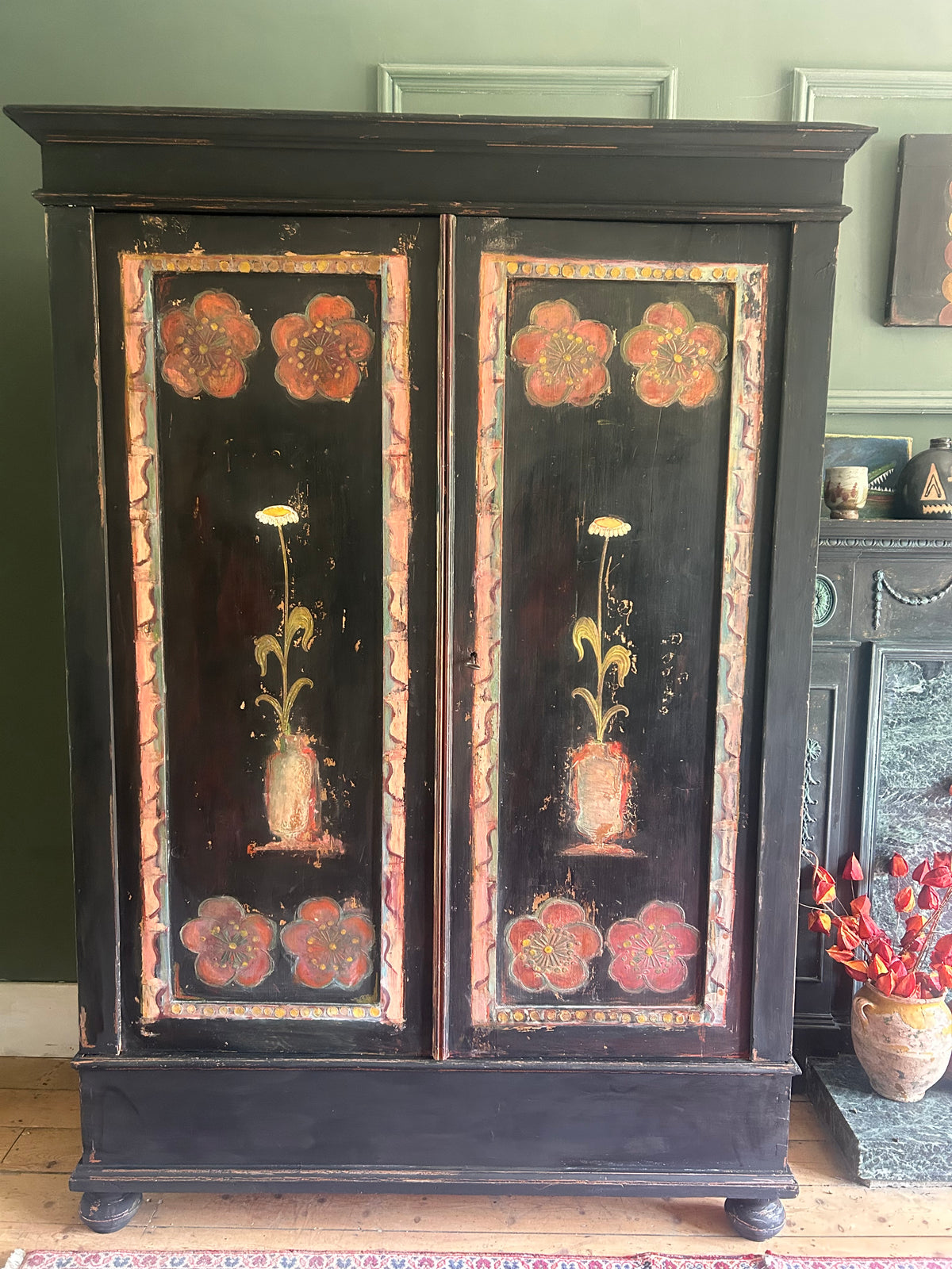 Bloomsbury inspired Daisy Wardrobe