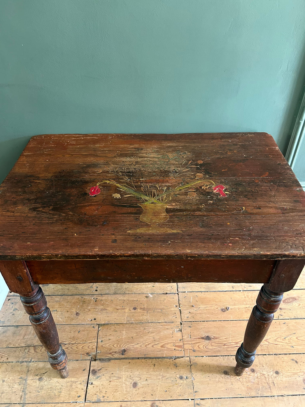 Vintage Console Table with Flower Design.