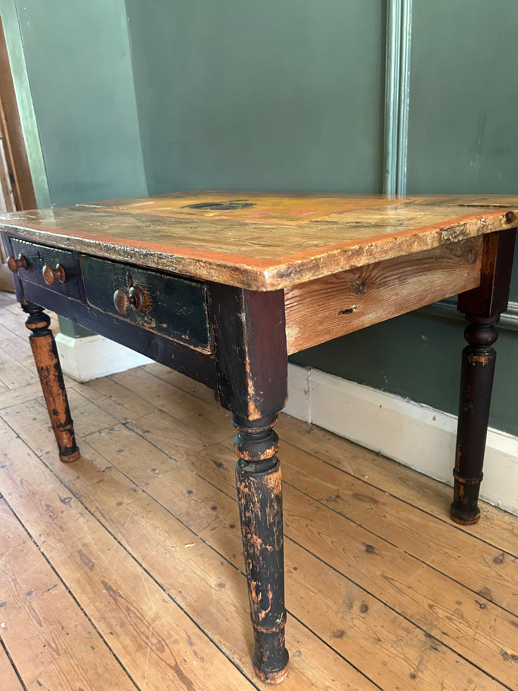 Vintage Folk Art Swan Table