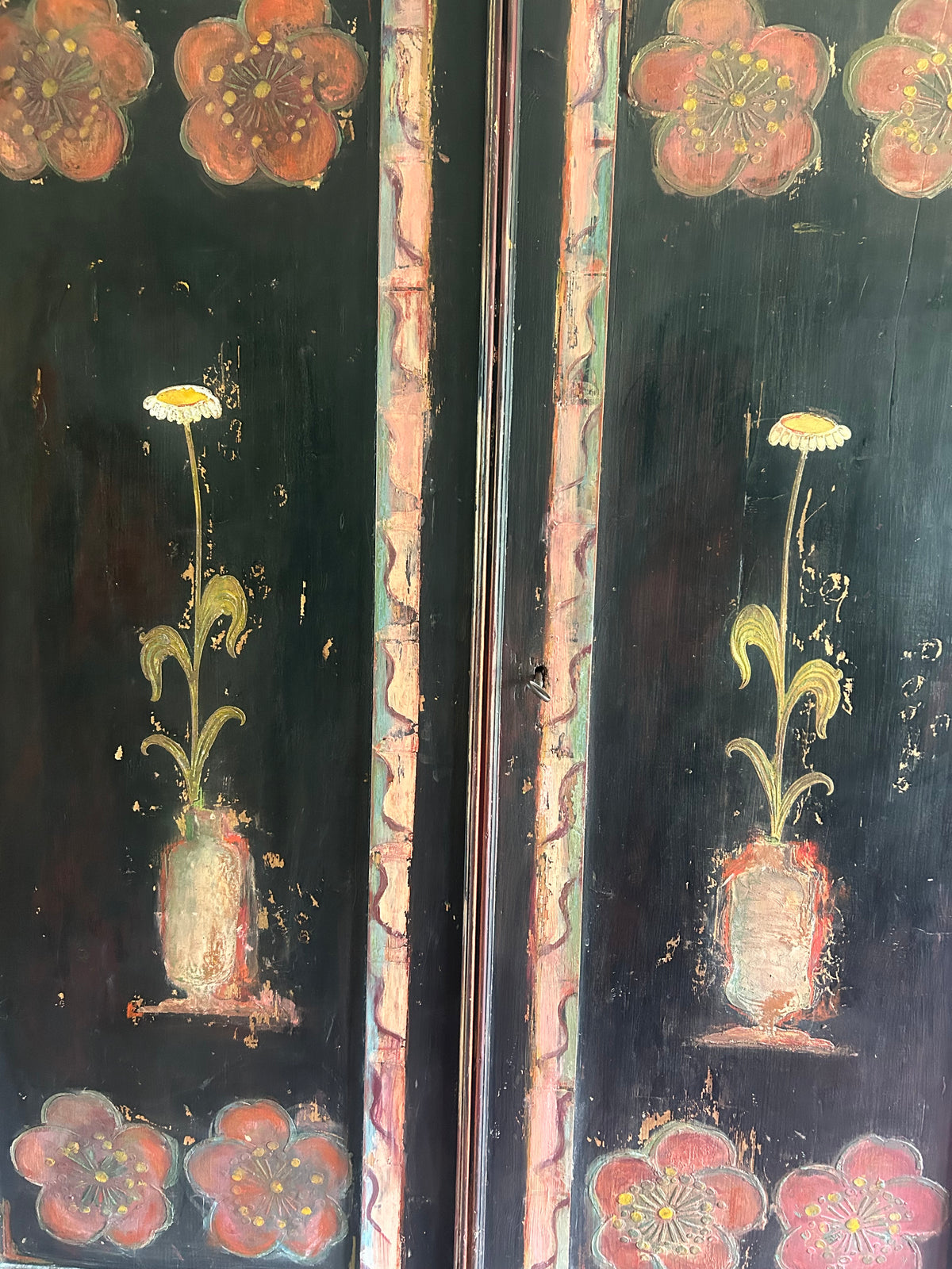 Bloomsbury inspired Daisy Wardrobe
