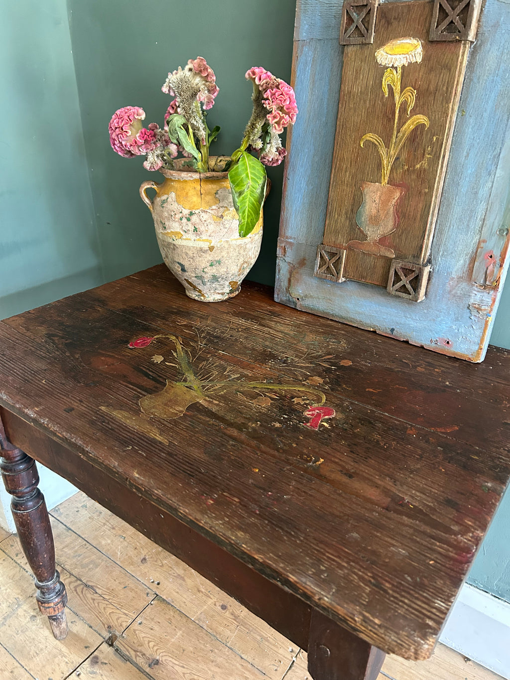 Vintage Console Table with Flower Design.