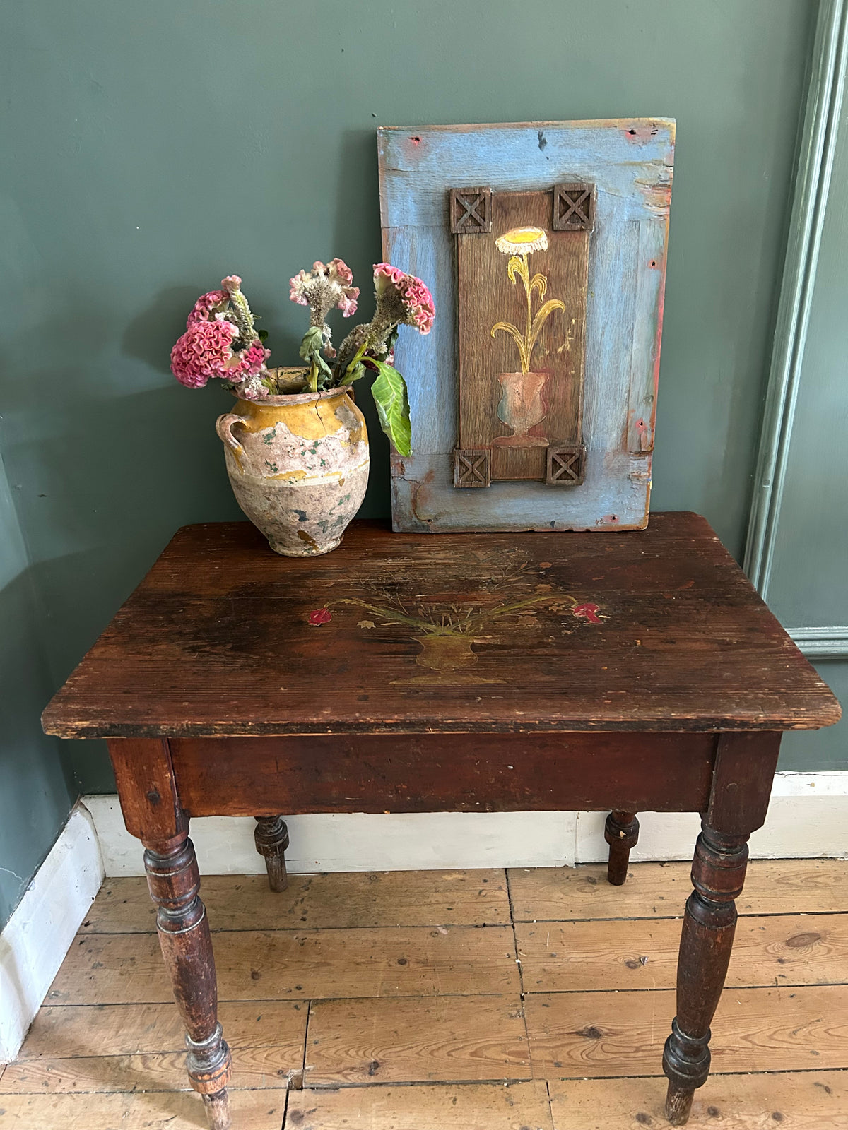 Vintage Console Table with Flower Design.