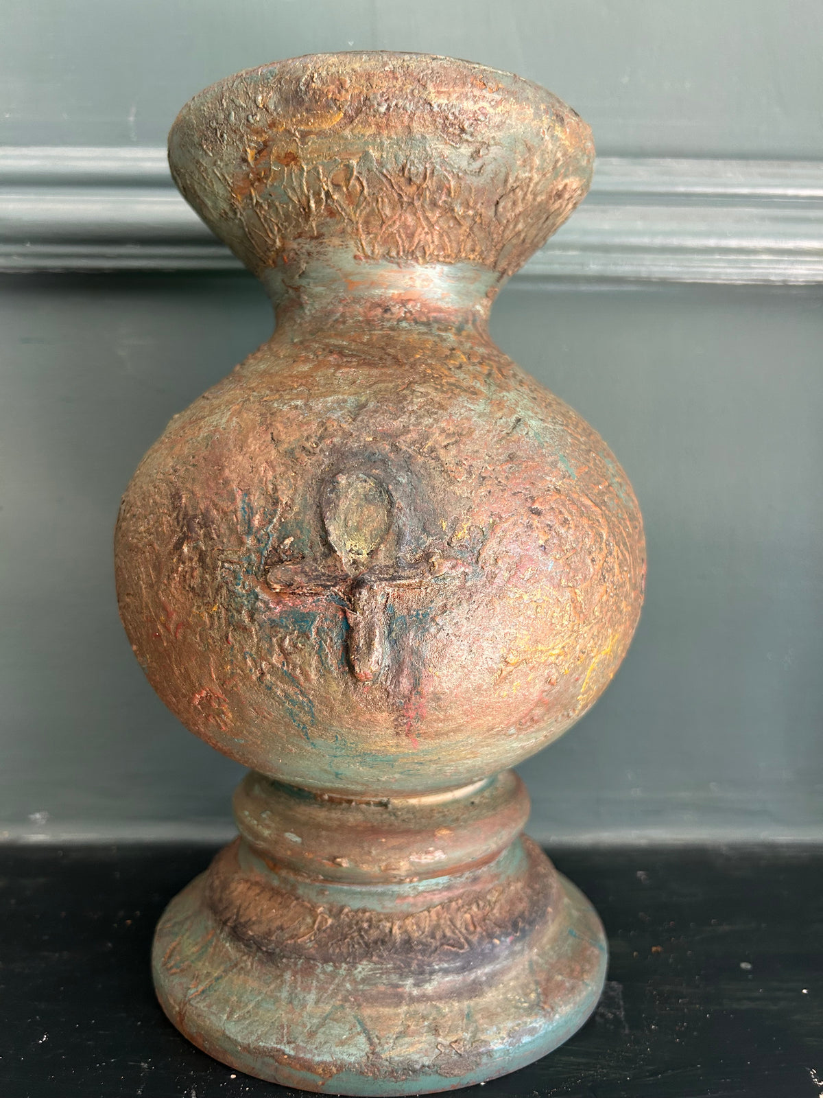 Yew vase with Primitive cross