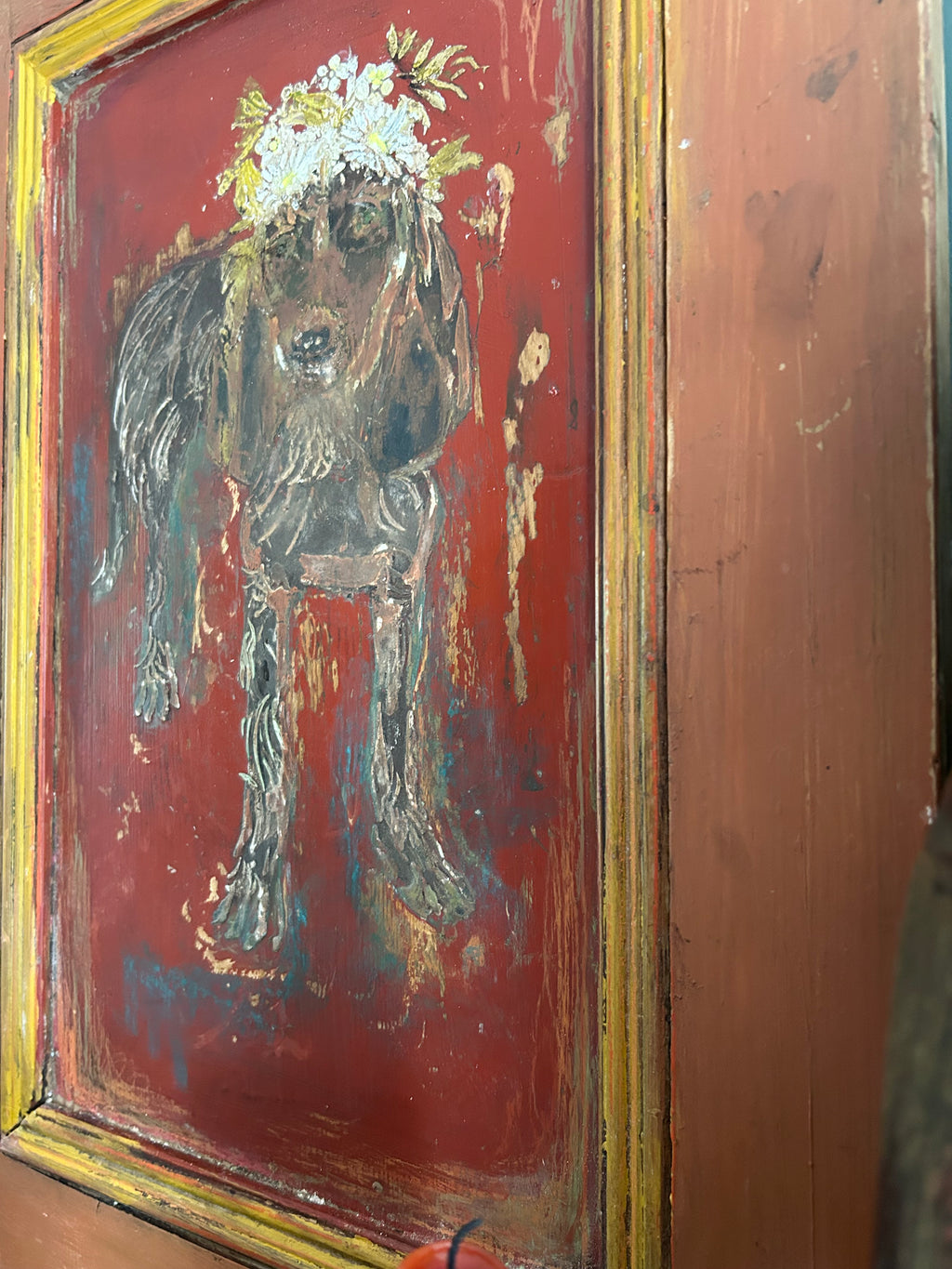 Reclaimed Door Wallhanging with Hound and Daisy Crown