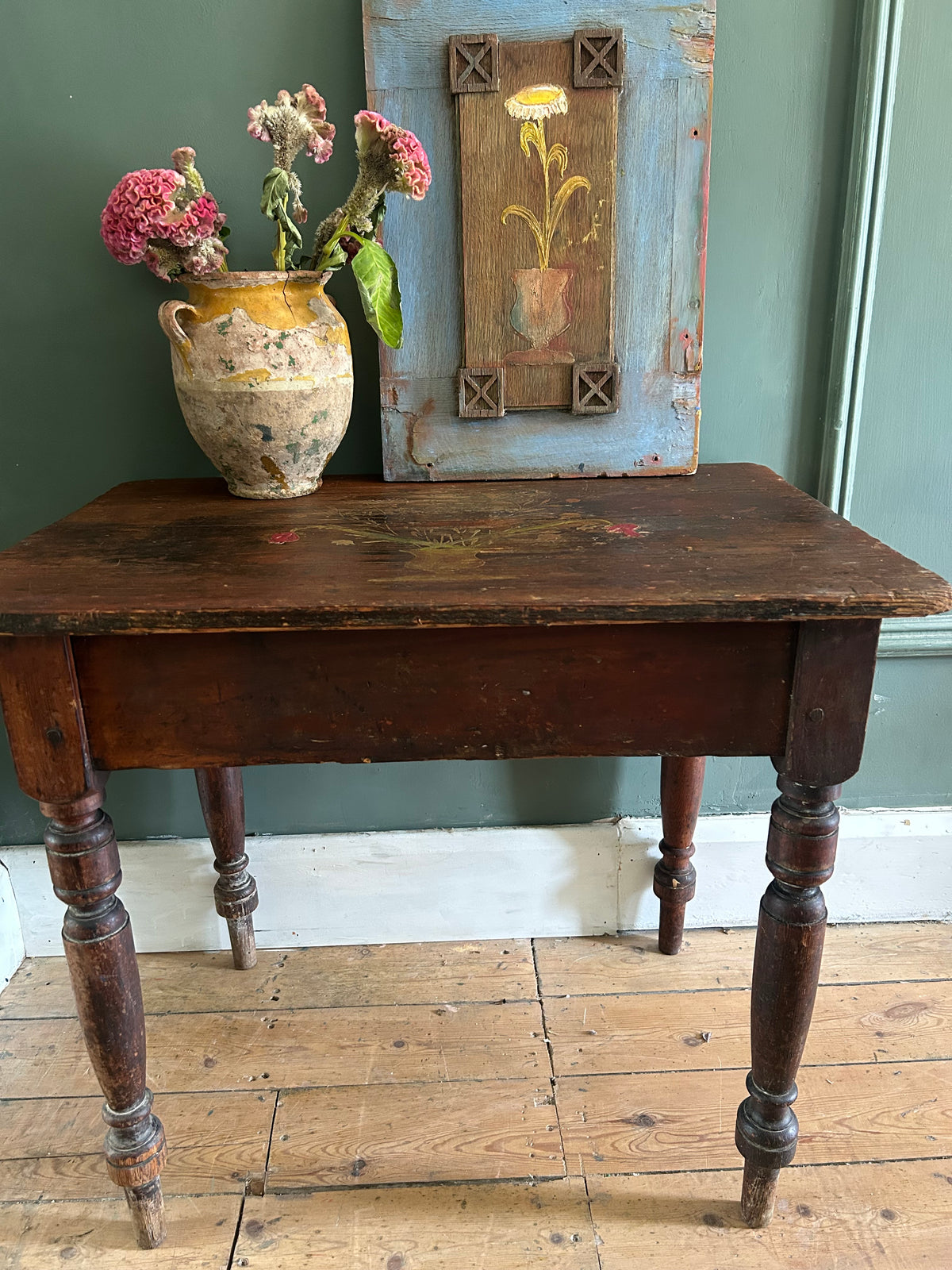 Vintage Console Table with Flower Design.