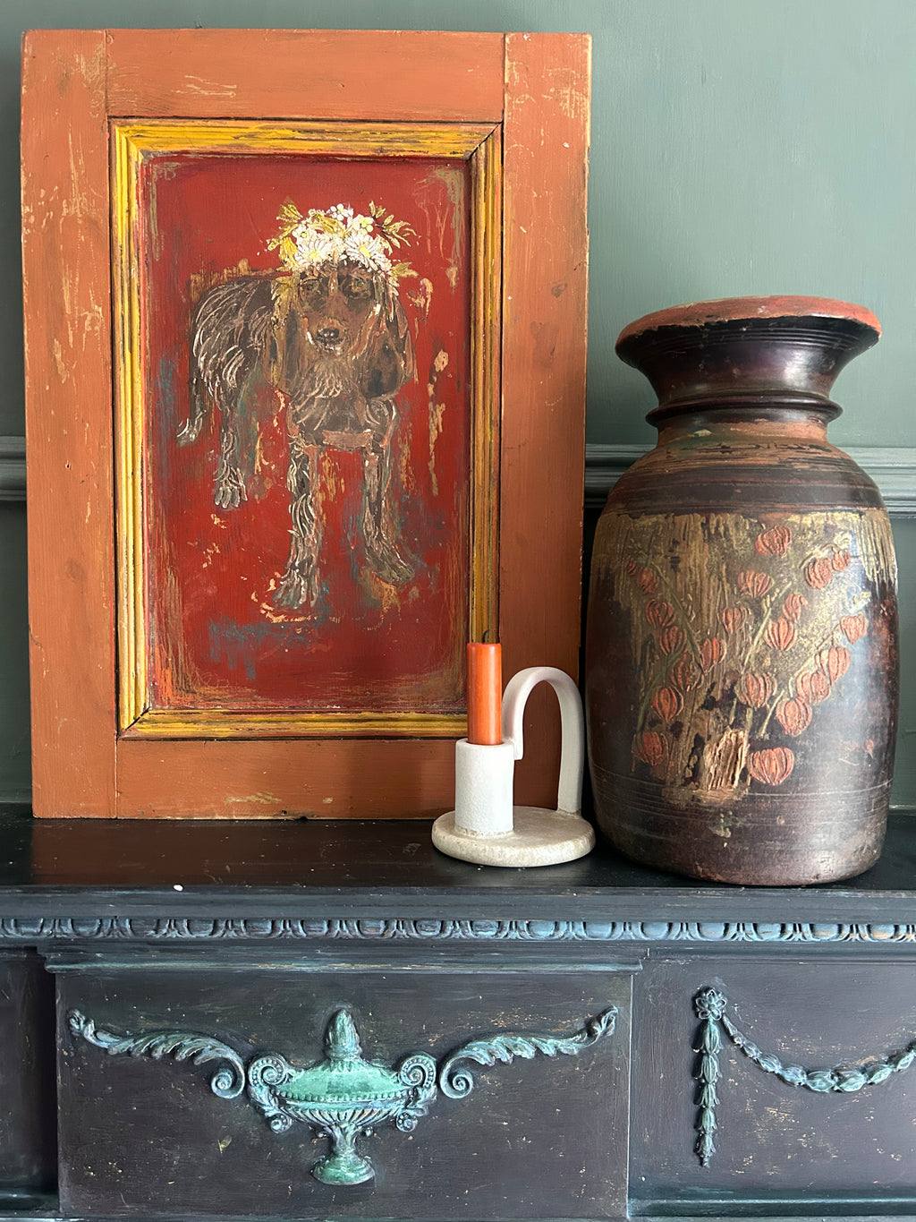 Reclaimed Door Wallhanging with Hound and Daisy Crown